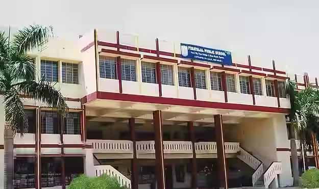 फिरायालाल पब्लिक स्कूल का 27वां  वार्षिकोत्सव `Root to Wings’ का समापन