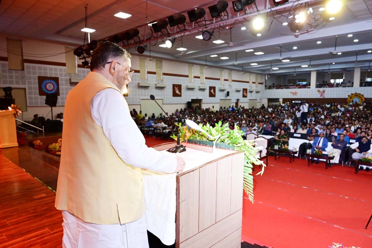 राज्यपाल ने DPS रांची से गरीब व मेधावी बच्चों को नि:शुल्क शिक्षा देने का आह्वान किया