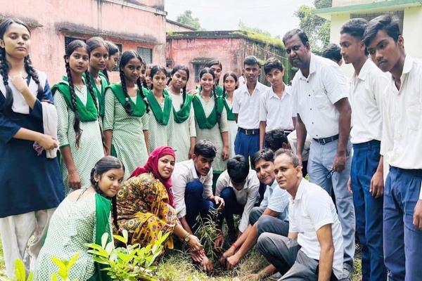 धनबाद : अमृता देवी के बलिदान दिवस पर मनाया गया राष्ट्रीय पर्यावरण दिवस