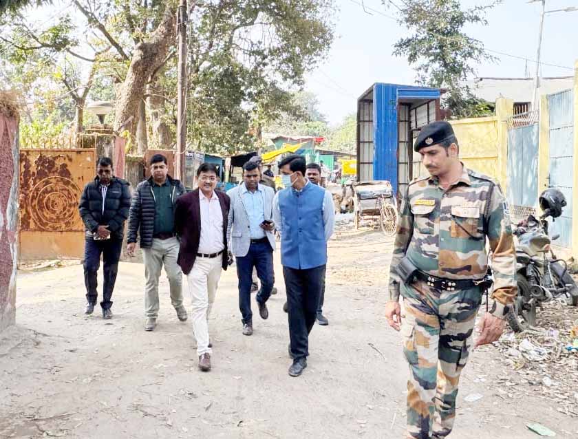 नगर निगम प्रशासक ने विकास योजनाओं का किया स्थलीय निरीक्षण