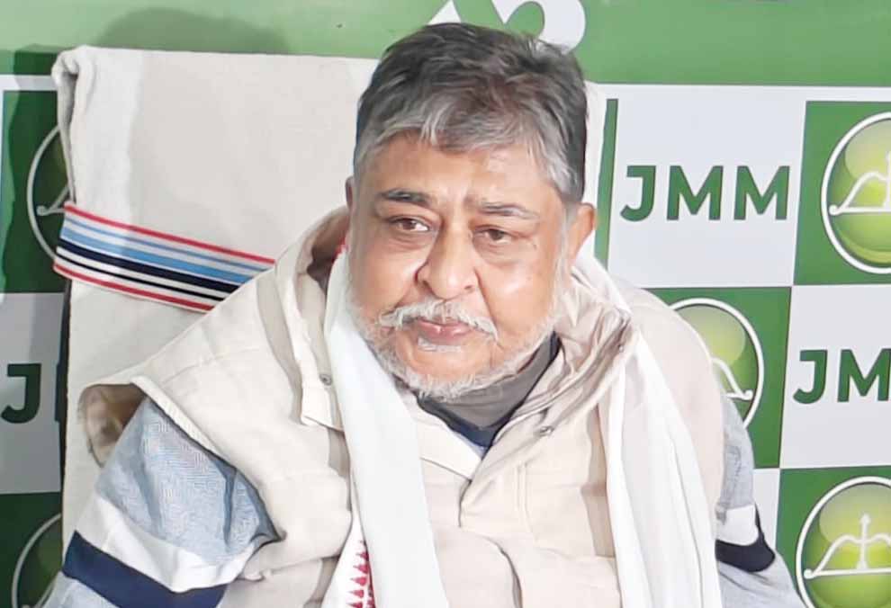 झामुमो ने बाबूलाल मरांडी पर साधा निशाना, ईडी कार्रवाई की निष्पक्षता पर उठाए सवाल