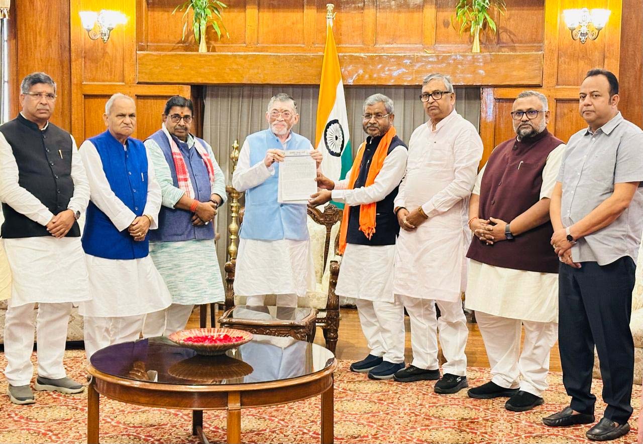 भाजपा का प्रतिनिधिमंडल मिला राज्यपाल से, सूर्या हांसदा एनकाउंटर की CBI जांच कराने की मांग