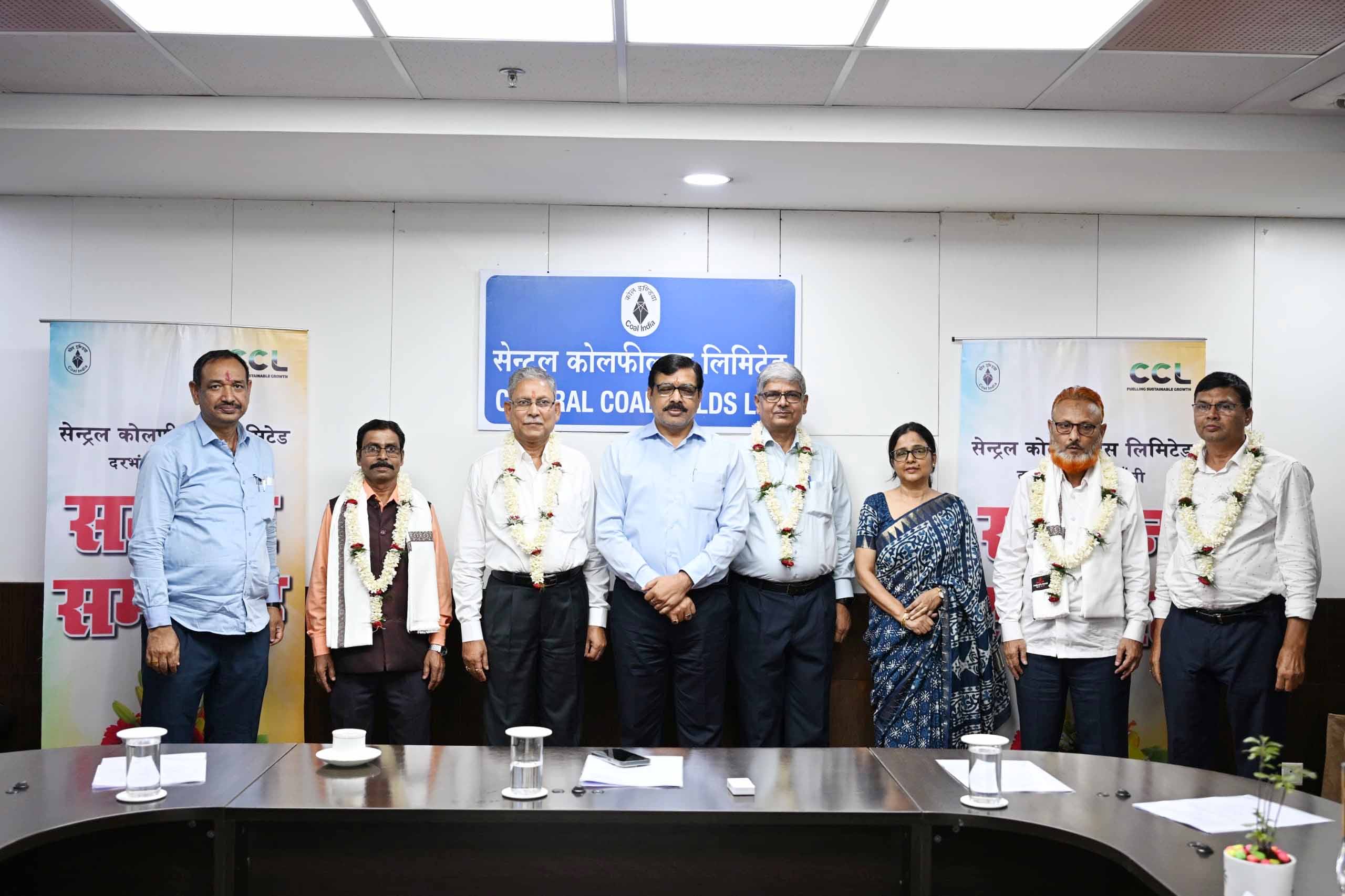 रांची : सीसीएल ने 82 कर्मियों को दी विदाई