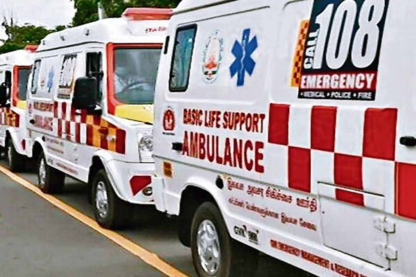 दो माह से वेतन लंबित, 108 एंबुलेंस कर्मियों ने उठाया आर्थिक संकट का मुद्दा