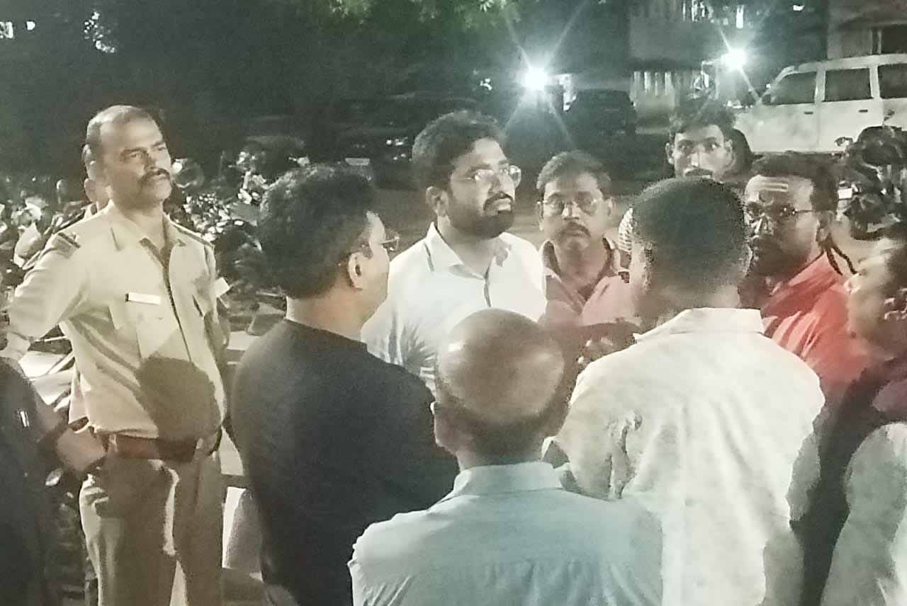 पलामू : हम पार्टी जिला अध्यक्ष की गिरफ्तारी का विरोध