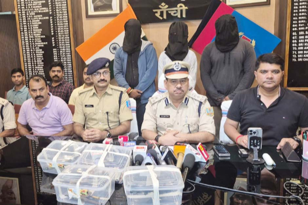 कर्ज चुकाने के लिए जिम ट्रेनर ने रची थी छात्रा के अपहरण की साजिश, पांच गिरफ्तार