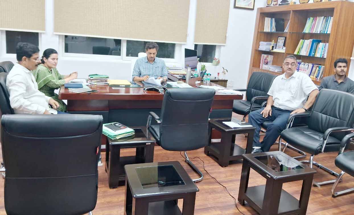 रांची : अपर मुख्य सचिव ने दी चेतावनी- एलिजा टेस्टिंग न होने पर बंद होंगे ब्लड बैंक