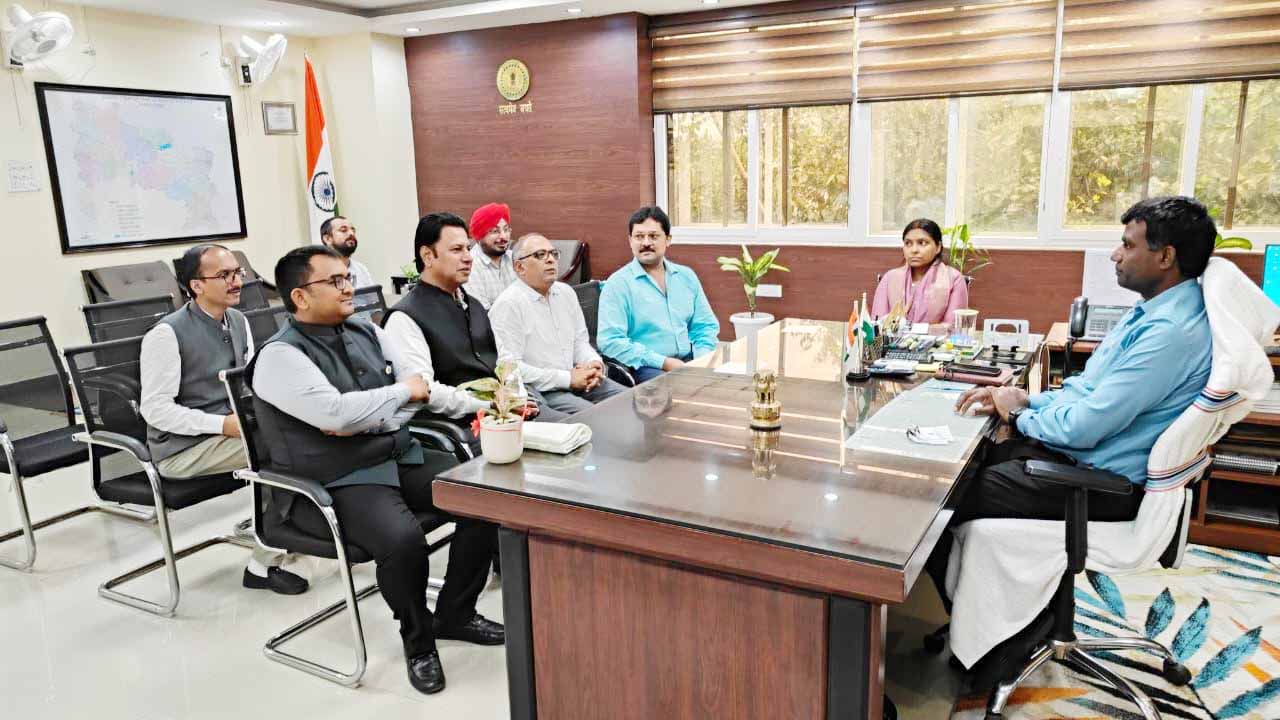 रांची के विकास पर जिला प्रशासन और चैंबर की बैठक