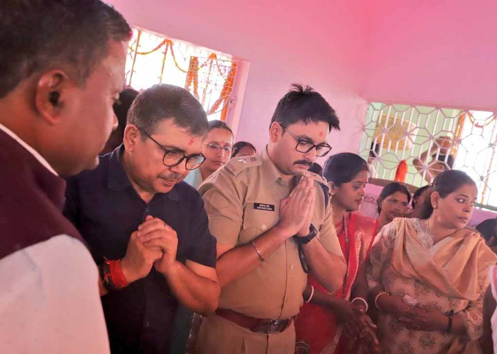 बोकारो : लुगुबाबा के जयघोष से गूंजा धोरोमगाढ़, दस हजार से अधिक श्रद्धालु पहुंचे दर्शन को