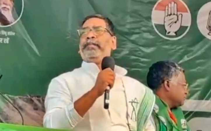 CM ने घाटशिला में सभा को किया संबोधित, कहा- किसी के जाने से झामुमो को फर्क नहीं पड़ता