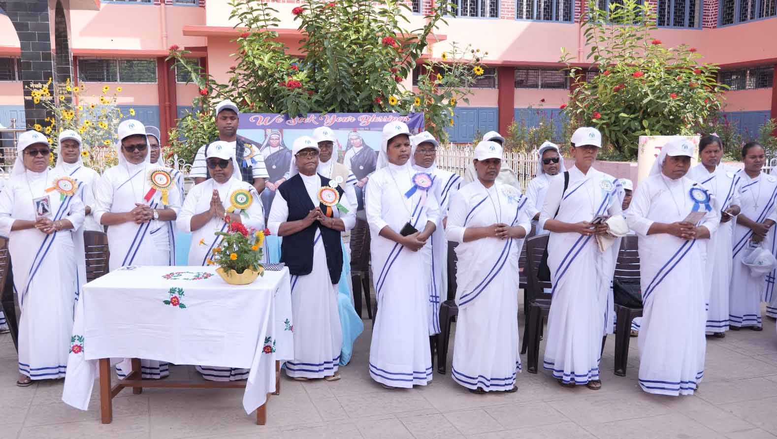 रांची: संत अन्ना धर्मसंघ की 30वीं वर्षगांठ पर दो दिवसीय विकास मेले का शुभारंभ