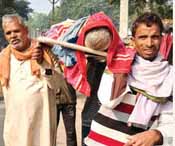 सहरसा: अस्पताल में नहीं मिला एंबुलेंस, शव को कंधे पर उठा ले गए परिजन
