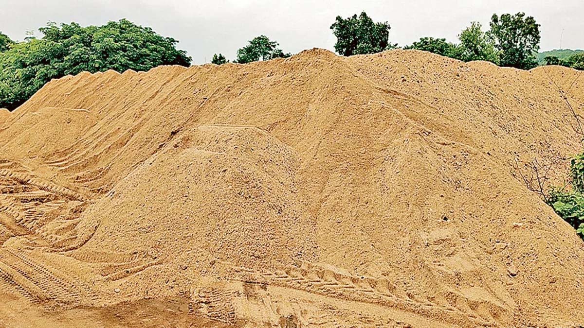 60 समूह में बांटे गए 24 जिलों के बालू घाट, नीलामी से तीन हजार करोड़ राजस्व जुटाने की कोशिश