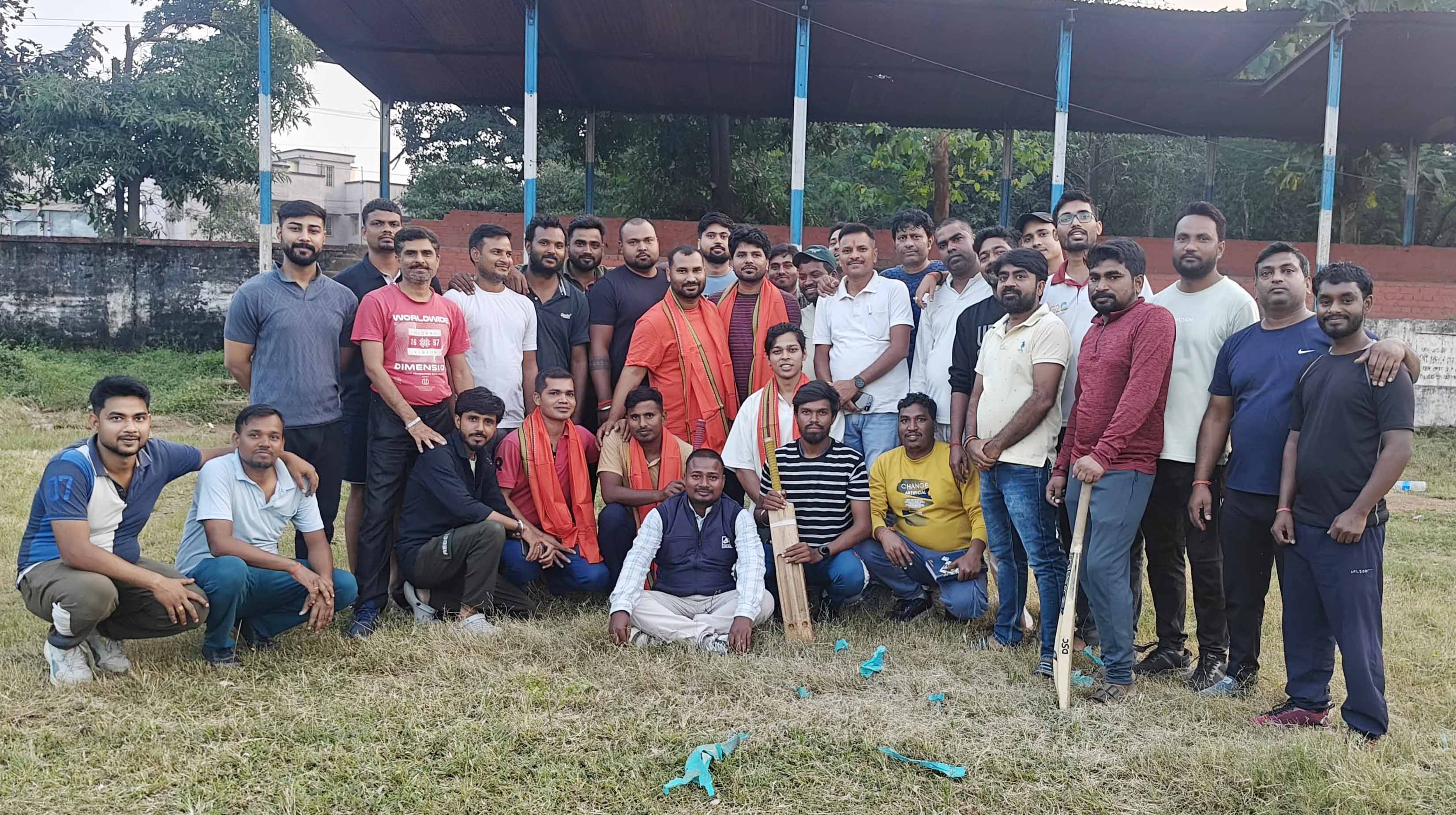 रामगढ़ : रेलवे की टीम ने मैत्री क्रिकेट मैच में डाक विभाग की टीम को हराया