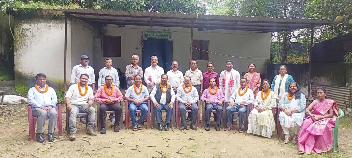 सिंहभूम आदिवासी समाज को मिला युवा नेतृत्व, दामोदर सिंकु बने अध्यक्ष