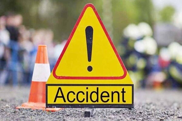 भोजपुर : हाईवे पर ट्रक–हाइवा के बीच जोरदार टक्कर, 1 की मौत