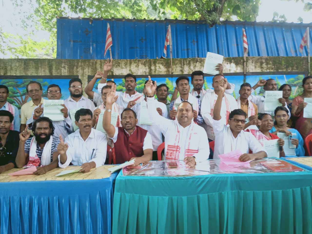 आदिवासियों के हातु मुंडा से लेकर CM पद तक पर कब्जा करना चाहते हैं कुड़मी : ग्लैडसन डुंगडुंग