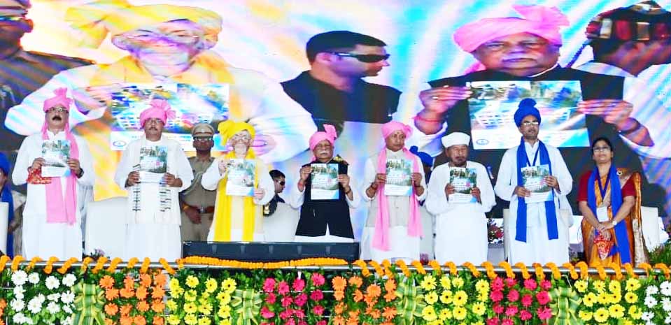 आरयू में पृथ्वी का सतत भविष्य विषय पर तीन दिवसीय अंतरराष्ट्रीय सम्मेलन का शुभारंभ
