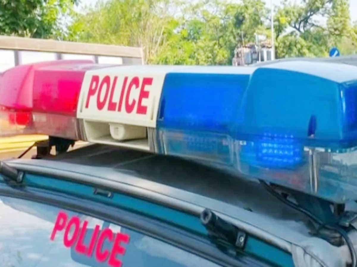 भोजपुर : ग्रामीणों के चंगुल से अपराधियों को छुड़ाने गई पुलिस टीम पर हमला