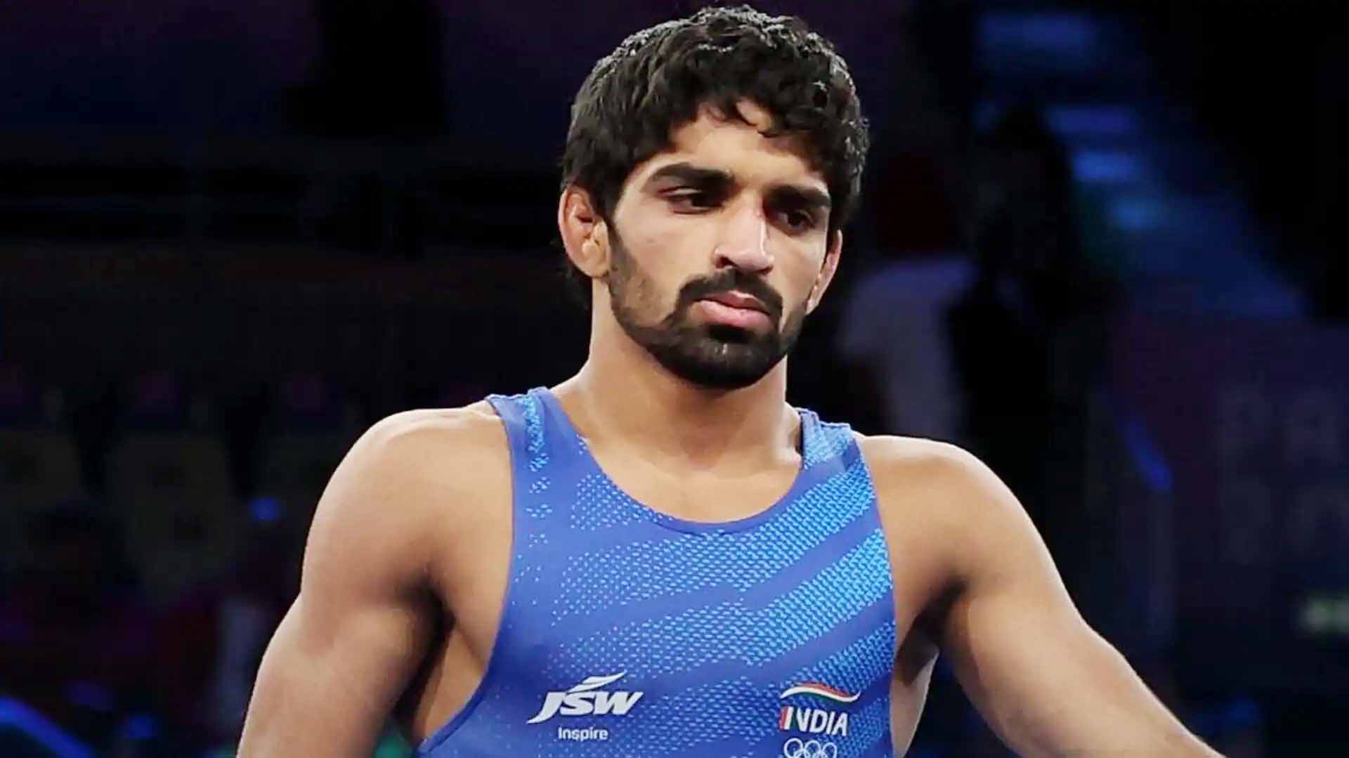 भारतीय रेसलर अमन सेहरावत पर WFI ने एक साल के लिए लगाया बैन