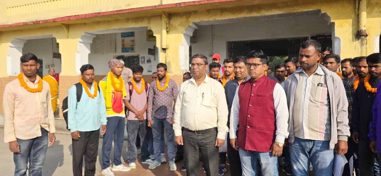 सीएम हेमंत के प्रयासों से ट्यूनीशिया में फंसे 48 झारखंडी कामगारों की सुरक्षित वापसी