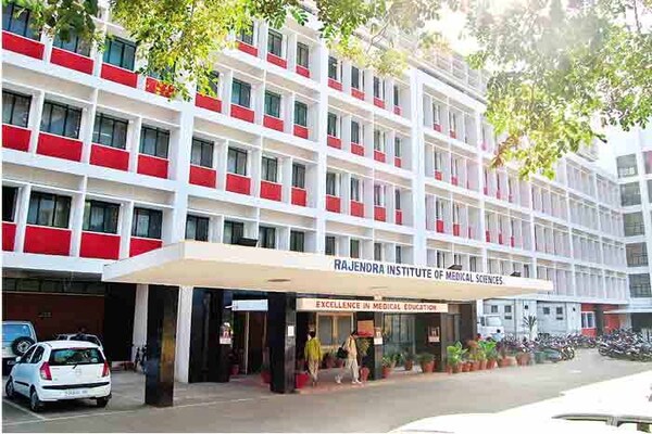 रिम्स में असिस्टेंट प्रोफेसर बहाली पर बड़ा फैसला, पारदर्शी चयन प्रणाली अपनाने पर जोर