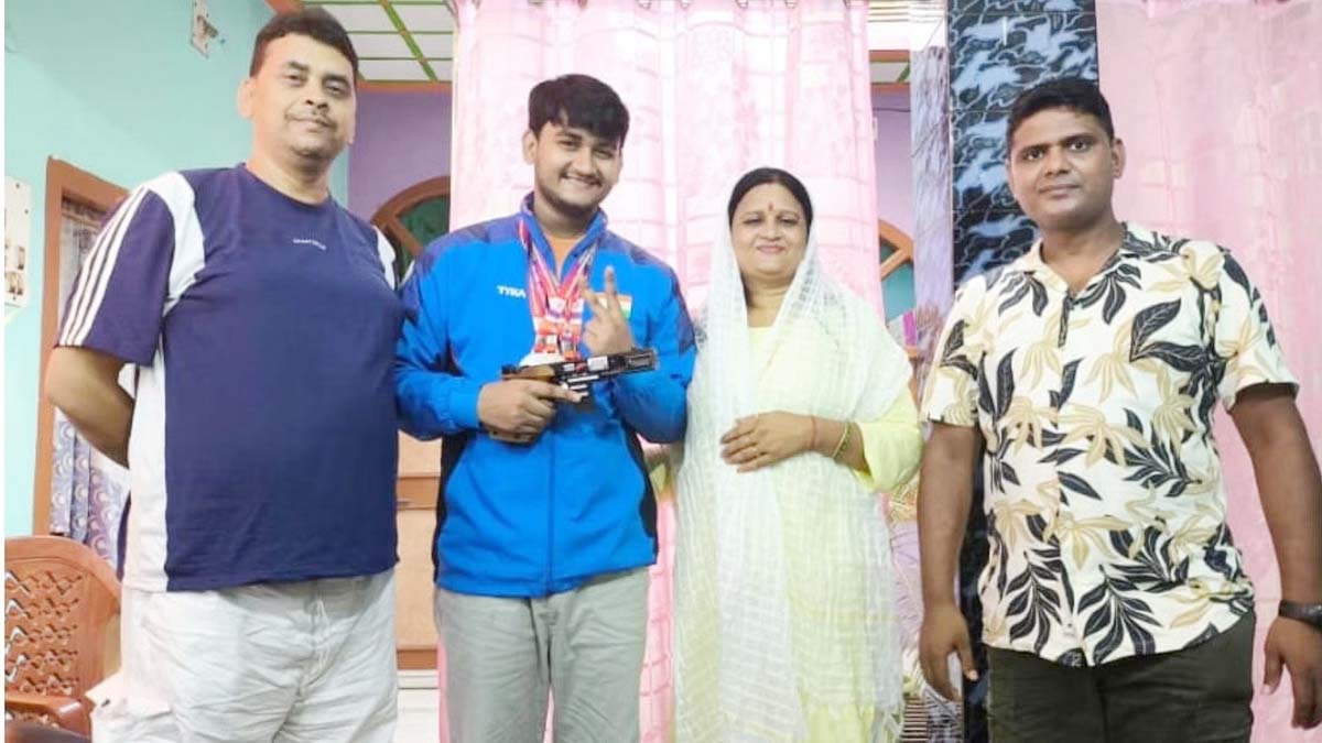 बिहार स्टेट शूटिंग चैंपियनशिप में श्रेयांश ने जीता 2 स्वर्ण पदक