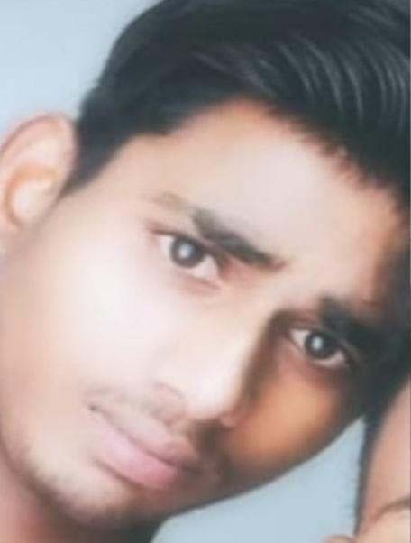 गिरिडीह : नवनिर्मित मकान में फंदे से झूलता मिला युवक का शव, जांच में जुटी पुलिस