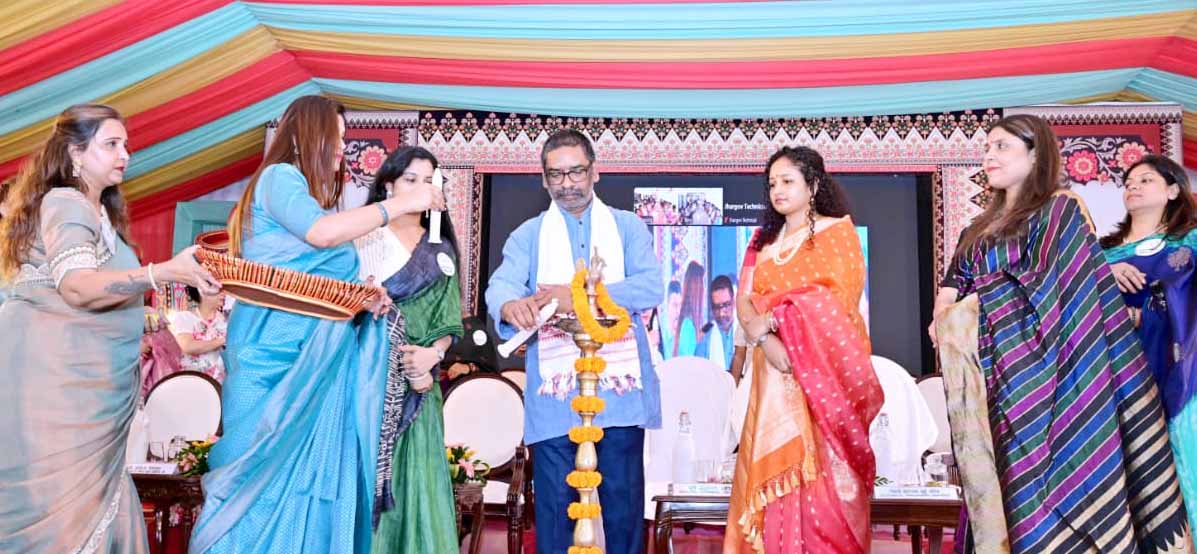 CM ने जेसोवा दिवाली मेला का किया उद्घाटन, शिक्षा-स्वास्थ्य में संस्था के योगदान की सराहना की