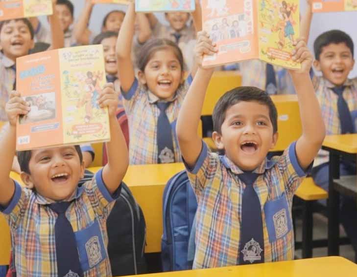 फर्स्ट मार्क पब्लिक स्कूल में बच्चों को मिलेंगी निःशुल्क किताबें