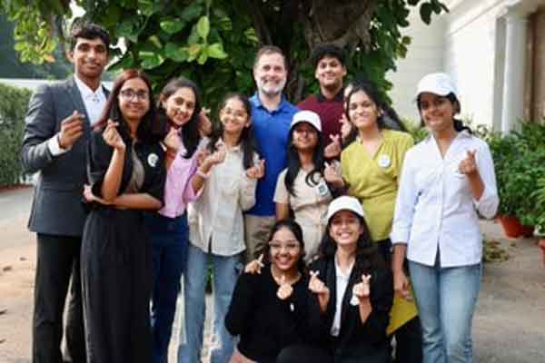 राहुल गांधी युवाओं से मिले,  कहा, भारत की जेन जेड की ऊर्जा मुझे आशा देती है