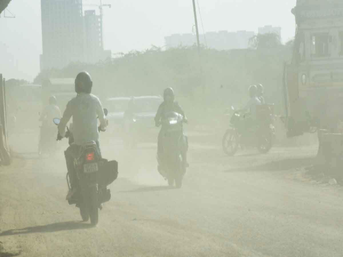 बिहार में दिल्ली की तरह वायु प्रदूषण खतरनाक लेवल पर पहुंचा, पटना का एक्यूआई 335