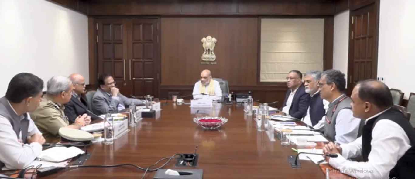 Terror Attack : अमित शाह के आवास पर हाई लेवल मीटिंग, आईबी चीफ, एनआईए डीजी, एनएसजी डीजी हुए शामिल