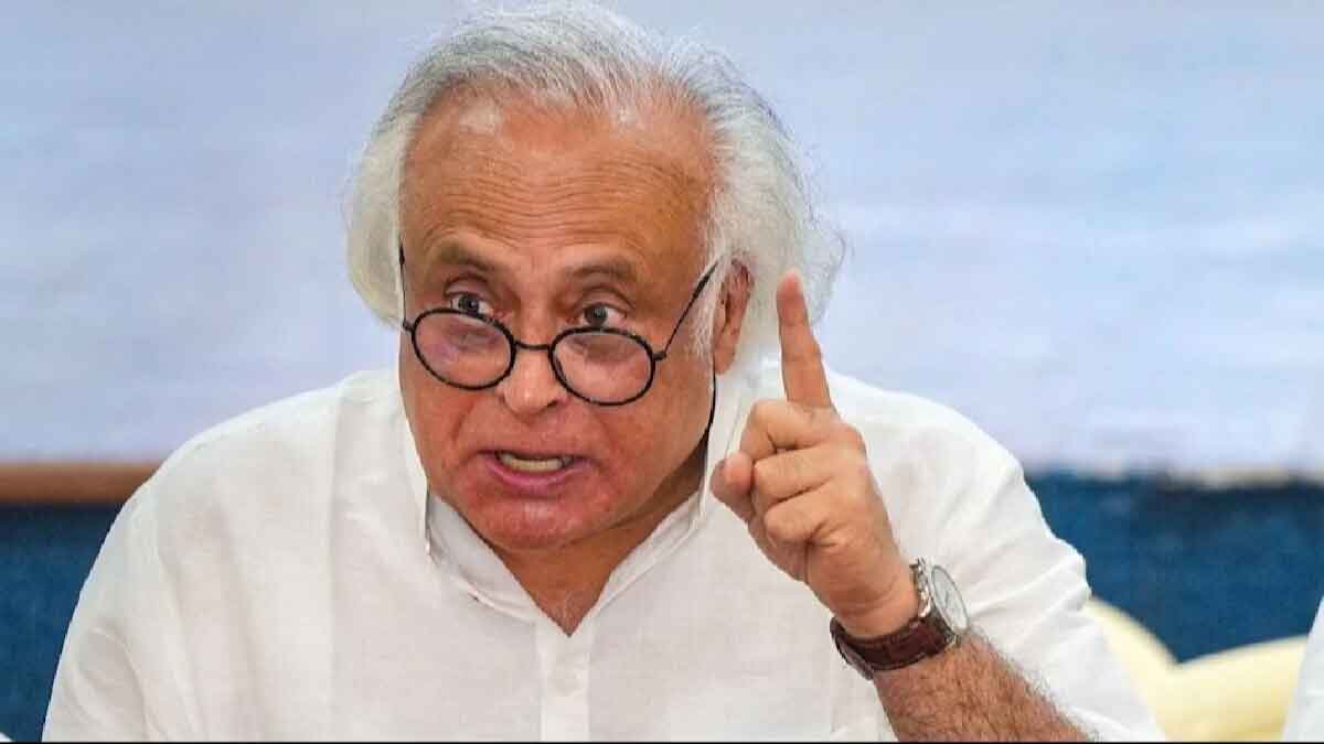 कांग्रेस ने कहा,  विदेश गये डेलीगेशन से पीएम मोदी का मिलना ठीक, पूछे चार सवाल
