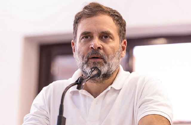राहुल गांधी ने पीएम  मोदी को लिखा पत्र, कहा, वंचित वर्गों के छात्रावासों की स्थिति दयनीय