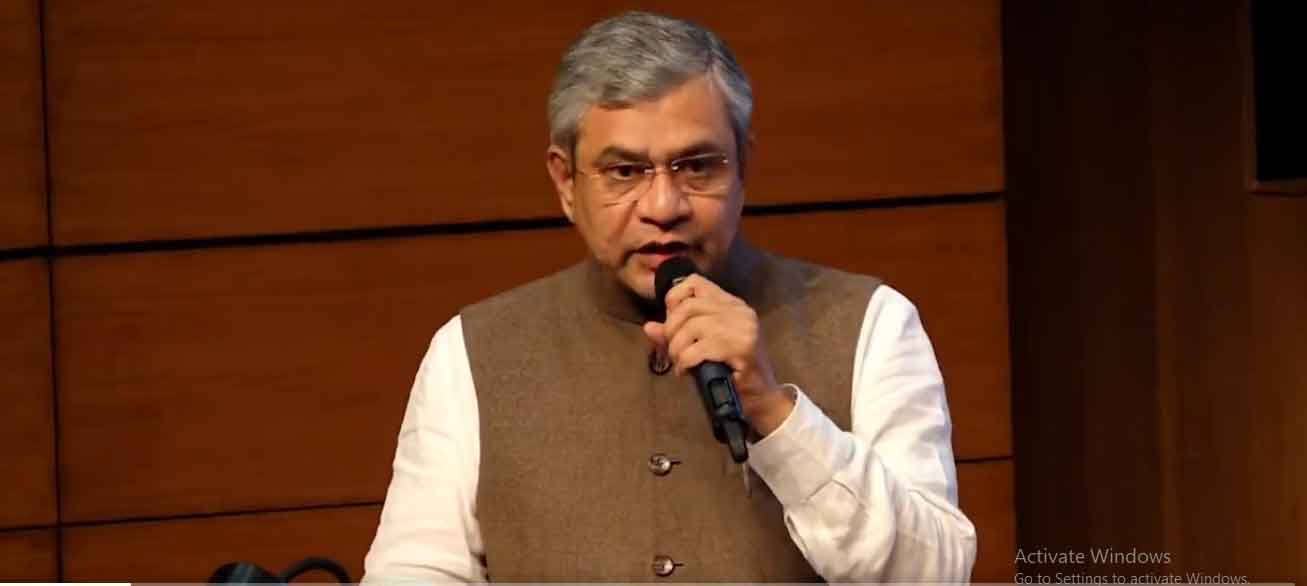 पीएम आवास पर कैबिनेट की बैठक,  अश्विनी वैष्णव ने कहा, आतंकवाद पर जीरो टॉलरेंस की नीति पर  भारत  अडिग रहेगा