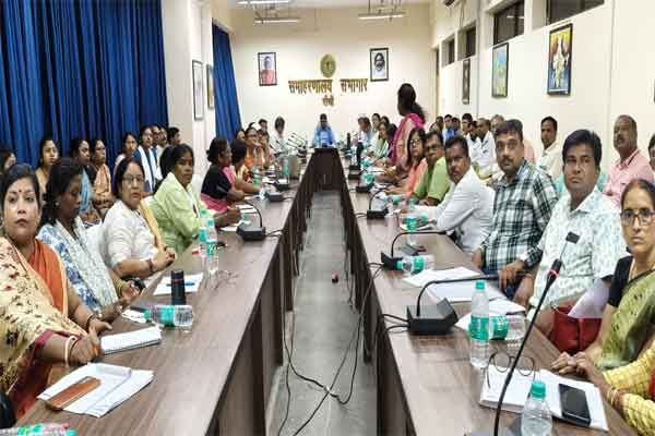रांची के सरकारी स्कूलों में पढ़ाई पर रखी जायेगी सख्त निगरानी, उपायुक्त ने दिये आदेश