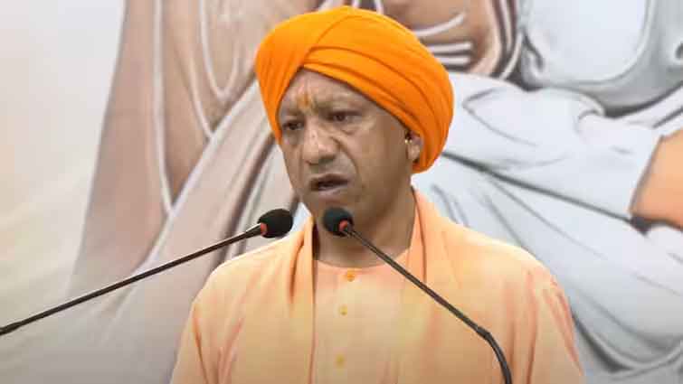 CM योगी ने कहा, अवैध धर्मांतरण कराने वालों को बक्शेंगे नहीं, राष्ट्र-विरोधी तत्वों को नष्ट करेंगे