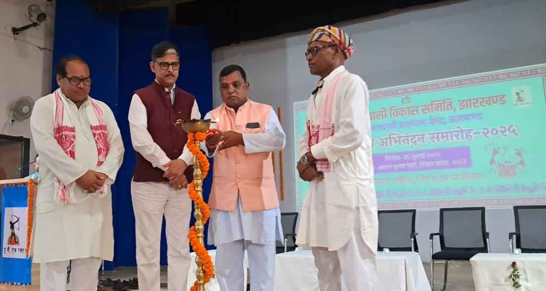सरस्वती विद्या मंदिर के मेधावी छात्रों का सम्मान समारोह, 96 छात्रों को मिला पुरस्कार
