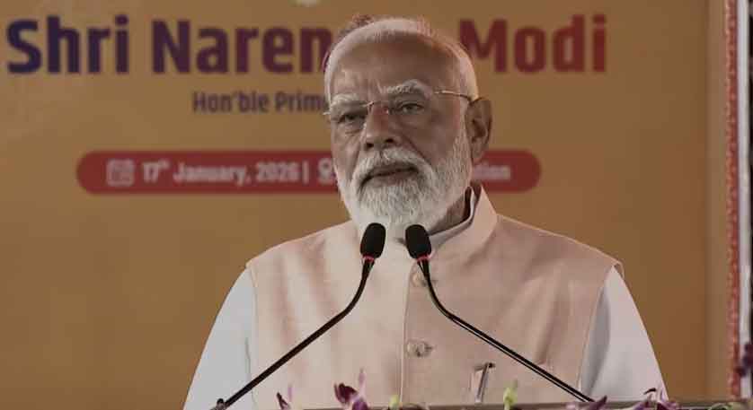 पीएम मोदी ने मालदा में वंदे भारत स्लीपर ट्रेन को हरी झंडी दिखाई, कहा, बंगाल में घुसपैठ बहुत बड़ी चुनौती,लड़कियां  सुरक्षित नहीं