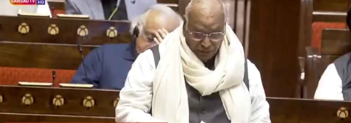 खड़गे ने पीएम के ड्रामा नहीं, डिलीवरी वाले बयान पर पलटवार किया, कहा, आपने की है ड्रामेबाजी की डिलीवरी