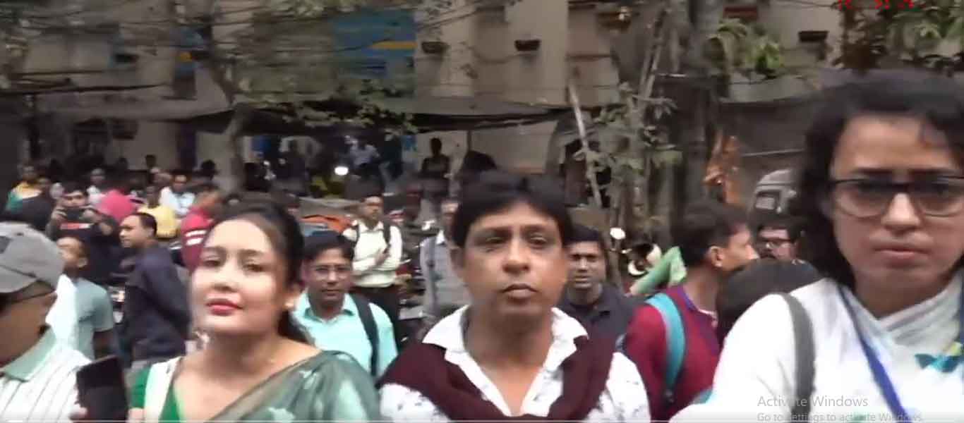 पश्चिम बंगाल CEO ऑफिस के बाहर बीएलओ को प्रदर्शन, शुभेंदु अधिकारी चुनाव आयोग के अधिकारियों से मिले