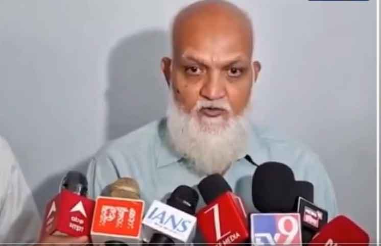 मालेगांव ब्लास्ट : ATS के पूर्व अधिकारी महबूब मुजावर का दावा, मोहन भागवत को गिरफ्तार करने का आदेश था