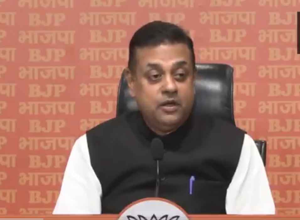 भाजपा ने गांधी परिवार पर हल्ला बोला, कहा, कांग्रेस की वोट बैंक की राजनीति की देन भगवा आतंकवाद