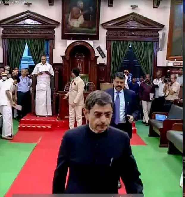 तमिलनाडु विस सत्र : राज्यपाल का वॉकआउट, राष्ट्रगान को सम्मान नहीं देने, भाषण में बाधा डालने का आरोप लगाया