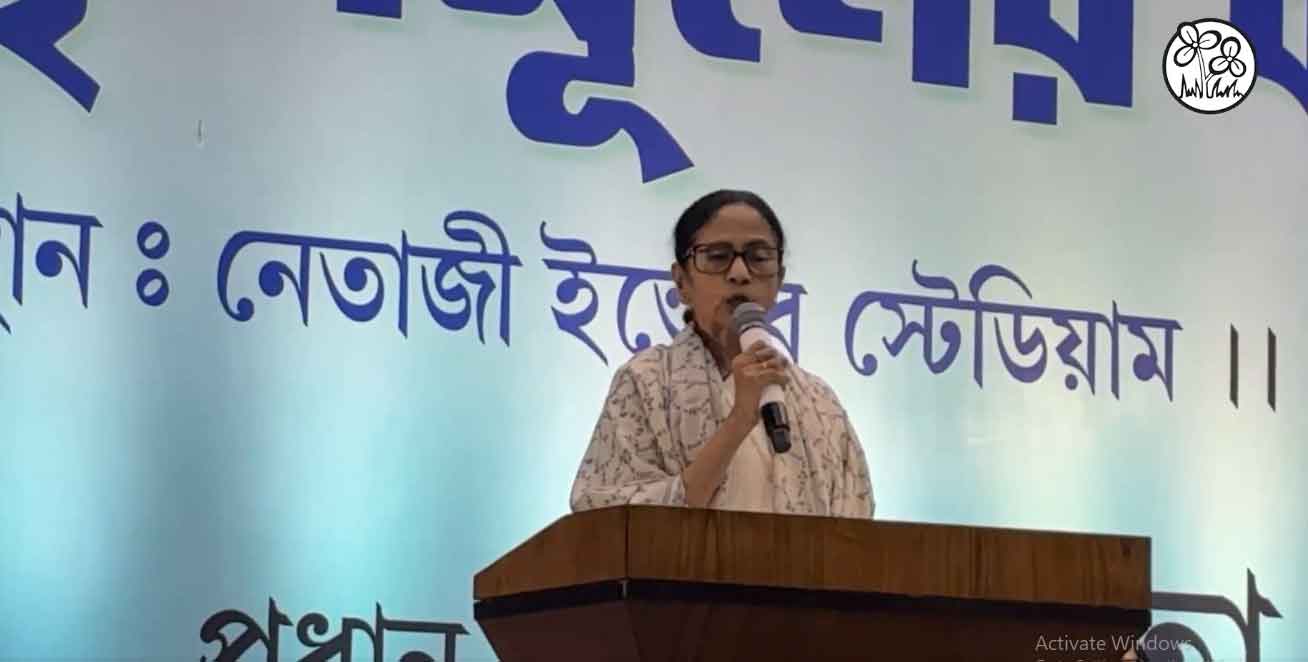 ममता बनर्जी का आरोप, EC सरकार को बताये बिना ऑब्जर्वर अपॉइन्ट कर रहा. बंगाल SIR में 58 लाख नाम हटे