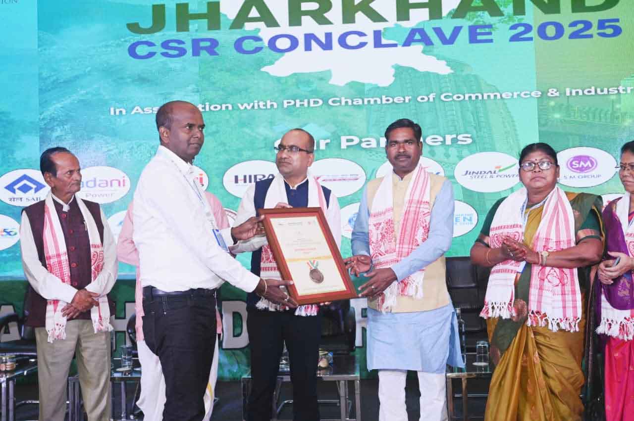 10,000 से अधिक बच्चों का रेस्क्यू करने वाले बैद्यनाथ कुमार चेंज मेकर्स अवार्ड से सम्मानित