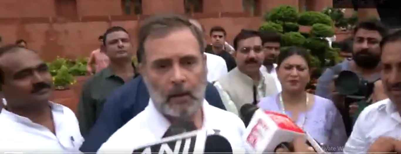 राहुल ने कहा, ट्रंप कौन होते हैं सीजफायर का दावा करने वाले, मोदी जवाब क्यों नहीं दे रहे, दाल में कुछ काला है