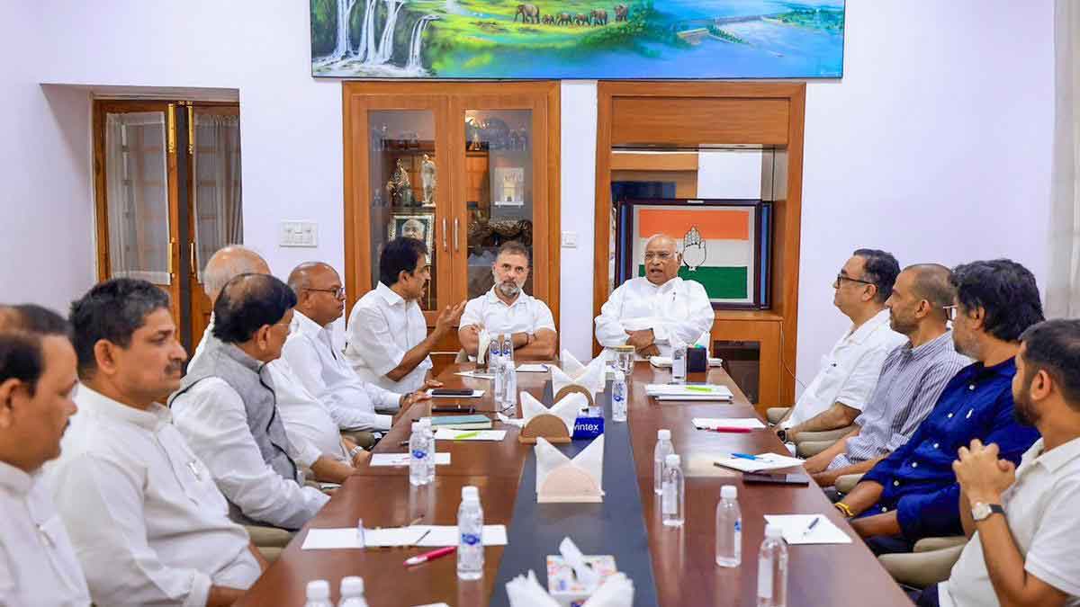 कांग्रेस कार्य समिति की बैठक बुधवार को पटना में, मल्लिकार्जुन खड़गे पहुंचे, विधानसभा चुनाव पर होगा मंथन