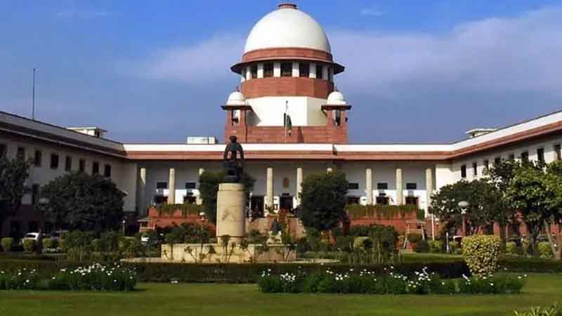 सुप्रीम कोर्ट ने भारत को धर्मनिरपेक्ष देश बताते हुए  यूपी के धर्मांतरण विरोधी कानून पर चिंता जताई